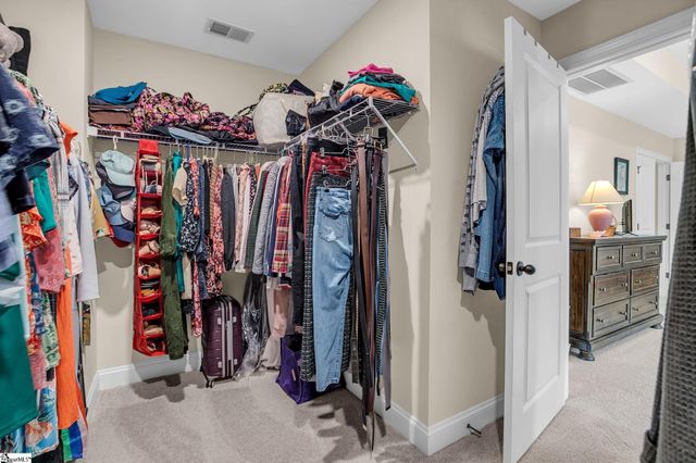 17 Byrnes Lane, Greenville, SC 29609