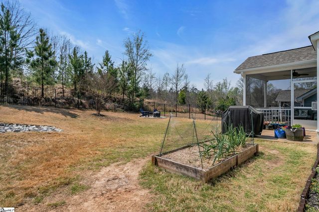 17 Byrnes Lane, Greenville, SC 29609