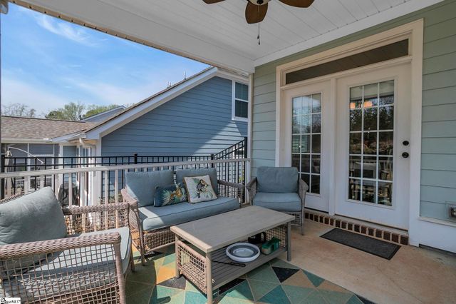 17 Byrnes Lane, Greenville, SC 29609