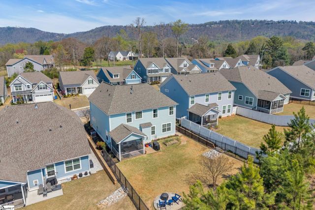 17 Byrnes Lane, Greenville, SC 29609