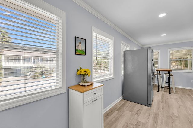 2212 Jenkins Street, Edisto Island, SC 29438