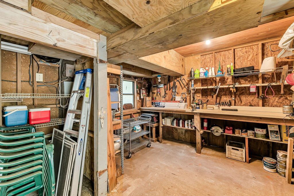 Image 21 of property listing at 2212 Jenkins Street, Edisto Island, SC 29438