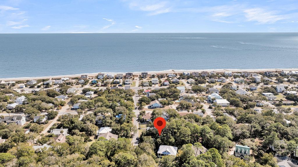 Image 30 of property listing at 2212 Jenkins Street, Edisto Island, SC 29438