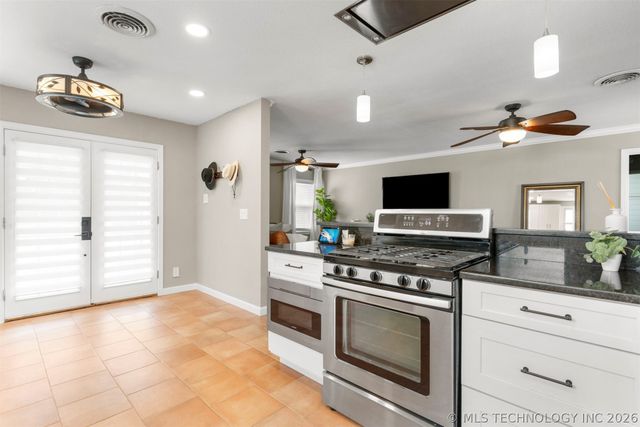 711 S New Haven Avenue, Tulsa, OK 74112