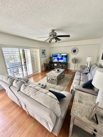 1918 19th Way, West Palm Beach, FL 33407