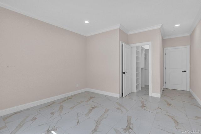 129 Tardy Lane S, Wantagh, NY 11793