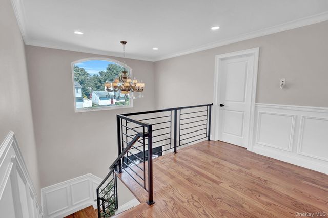 129 Tardy Lane S, Wantagh, NY 11793