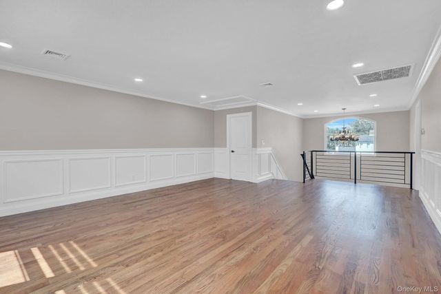 129 Tardy Lane S, Wantagh, NY 11793