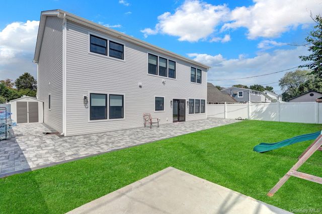 129 Tardy Lane S, Wantagh, NY 11793