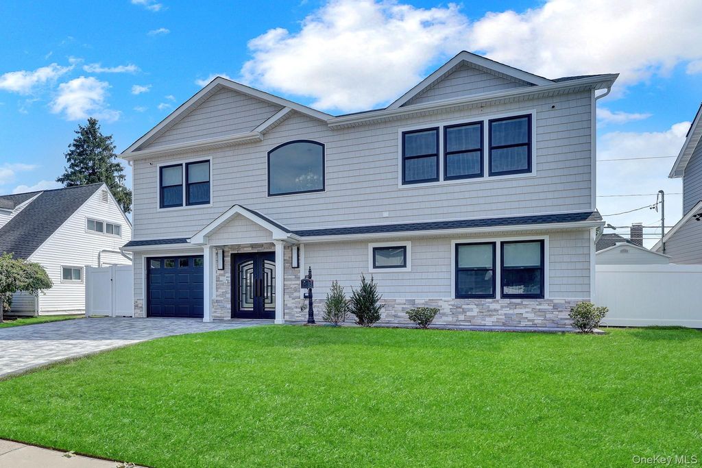 129 Tardy Lane S, Wantagh, NY 11793 — photo 2