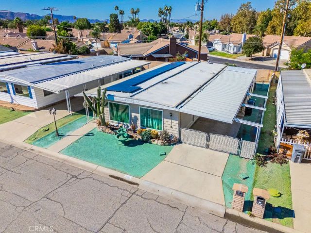 729 Santa Teresa Way, Hemet, CA 92545
