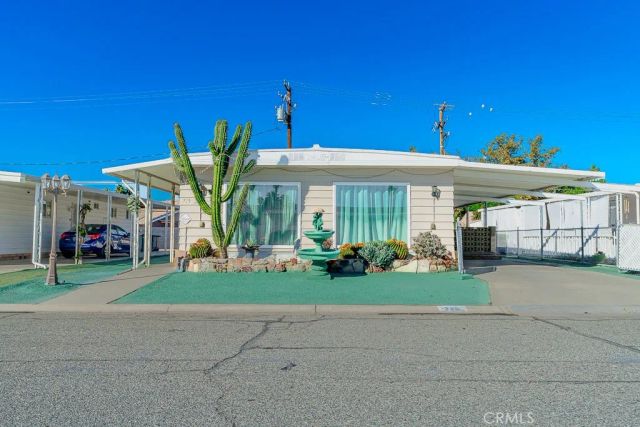 729 Santa Teresa Way, Hemet, CA 92545