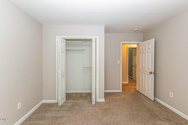 22 Knightsbridge Court, Durham, NC 27707