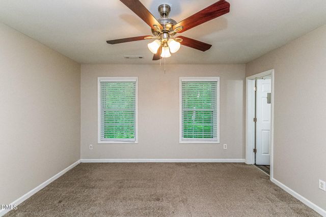 22 Knightsbridge Court, Durham, NC 27707