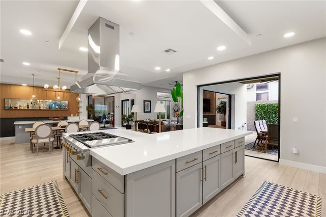 445 Cliff Terrace Avenue, Las Vegas, NV 89138