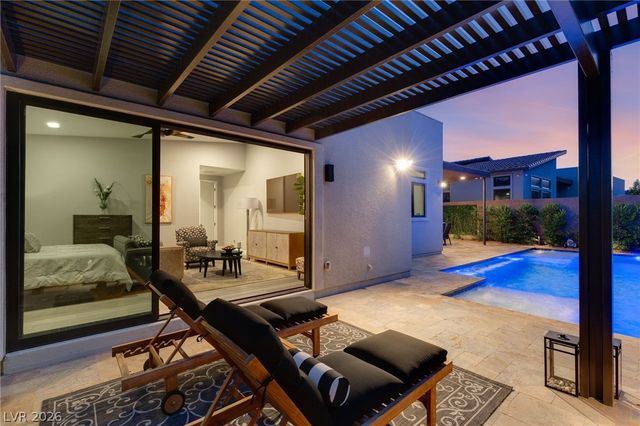 445 Cliff Terrace Avenue, Las Vegas, NV 89138