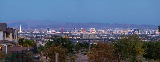 445 Cliff Terrace Avenue, Las Vegas, NV 89138