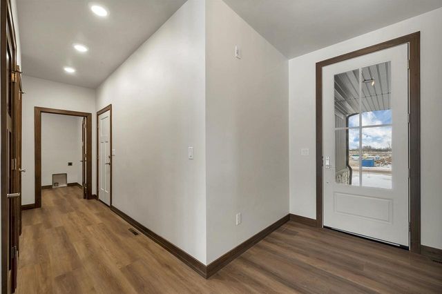 1617 N HONEYSUCKLE DRIVE, De Pere, WI 54115