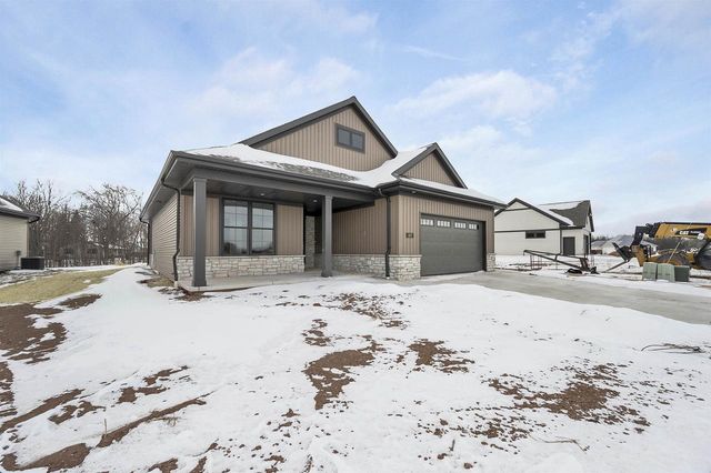 1617 N HONEYSUCKLE DRIVE, De Pere, WI 54115