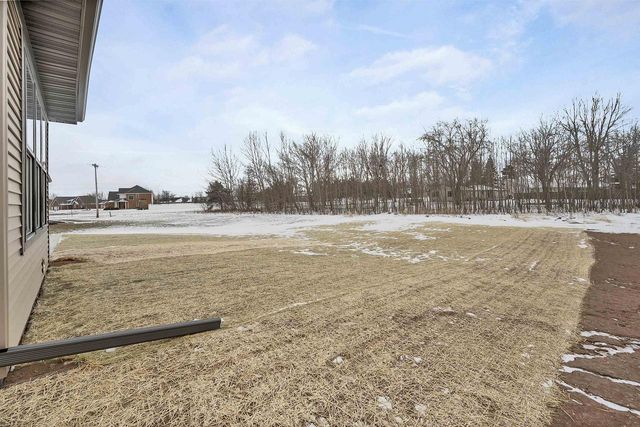 1617 N HONEYSUCKLE DRIVE, De Pere, WI 54115