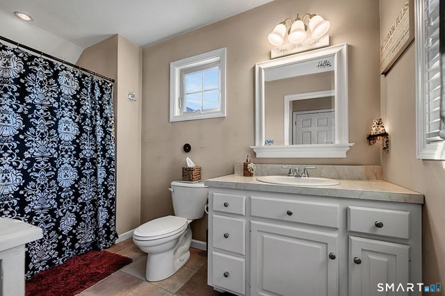 185 West Street 3, Southington, CT 06479