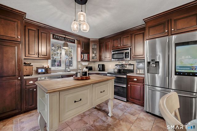 185 West Street 3, Southington, CT 06479