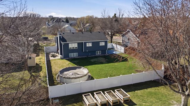 2504 33rd Street S, Fargo, ND 58103