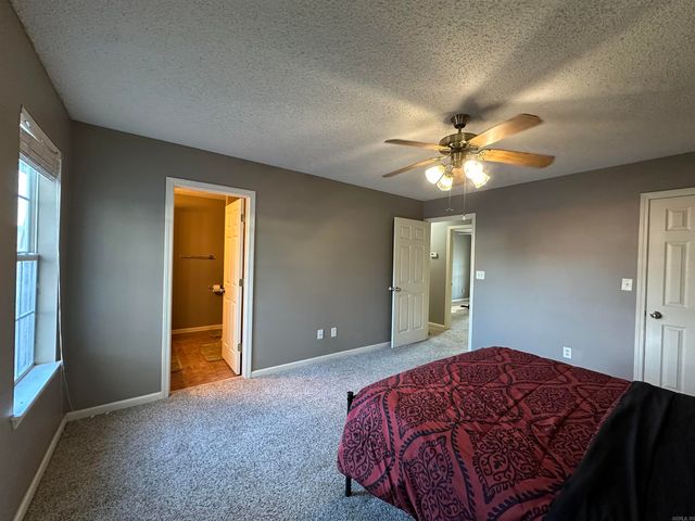 201 Hunters Run Drive, Haskell, AR 72015
