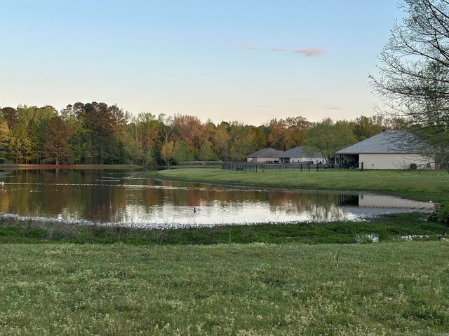 201 Hunters Run Drive, Haskell, AR 72015