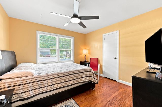 909 Brooks Avenue, Garner, NC 27529