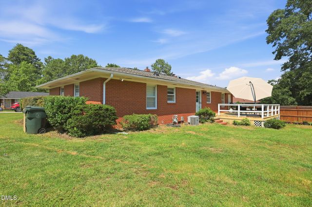 909 Brooks Avenue, Garner, NC 27529