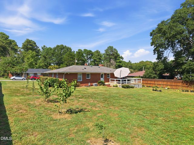 909 Brooks Avenue, Garner, NC 27529