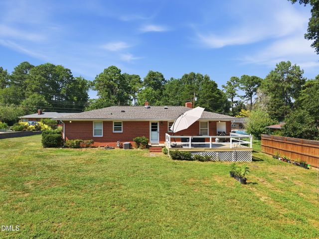 909 Brooks Avenue, Garner, NC 27529