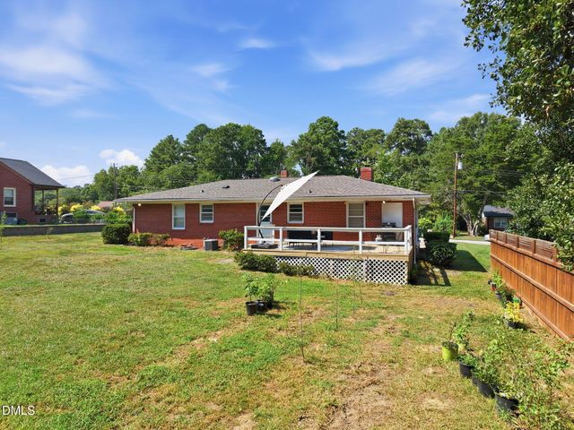 909 Brooks Avenue, Garner, NC 27529