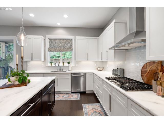 10495 Sw RAYBORN Ct, Tualatin, OR 97062
