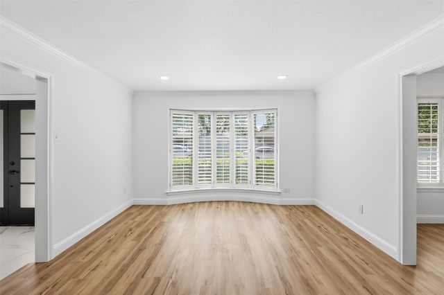 5427 Banting Way, Dallas, TX 75227