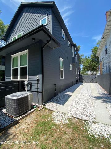 1139 N MARKET Street, Jacksonville, FL 32206