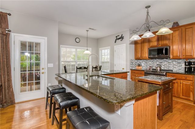 606 Greening Drive, Simpsonville, SC 29681
