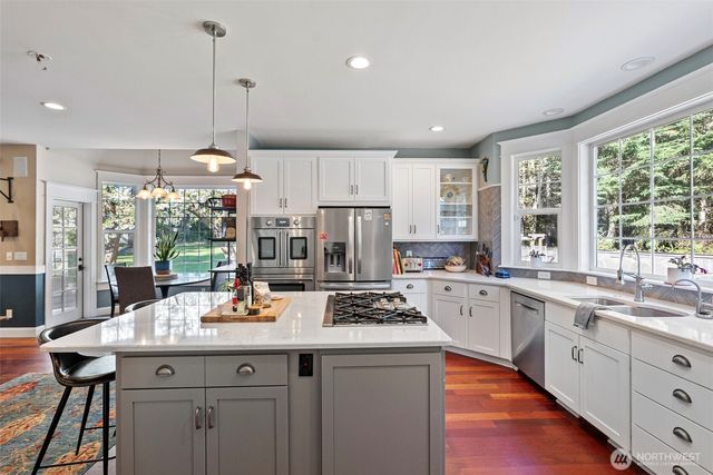 1412 11th Lane, Fox Island, WA 98333