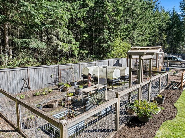 1412 11th Lane, Fox Island, WA 98333