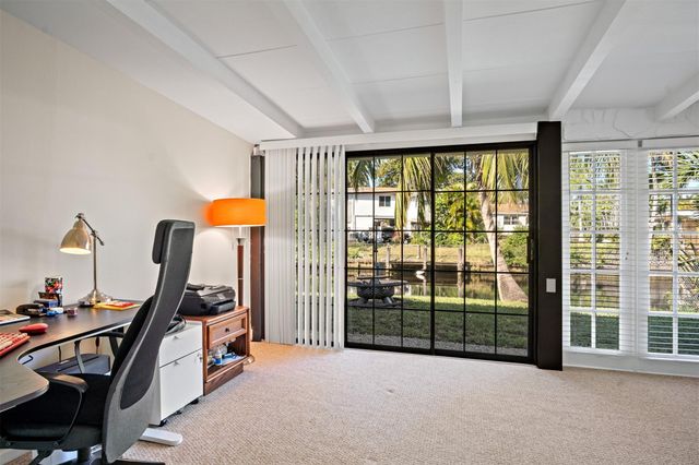 2555 Nassau Ln, Fort Lauderdale, FL 33312