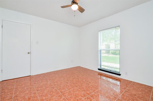 7323 Cook Road, Houston, TX 77072