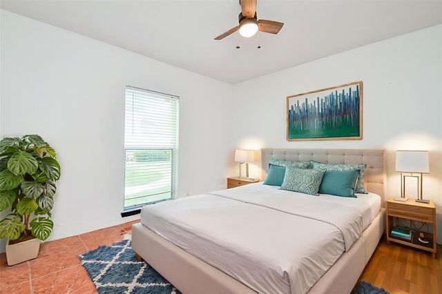 7323 Cook Road, Houston, TX 77072