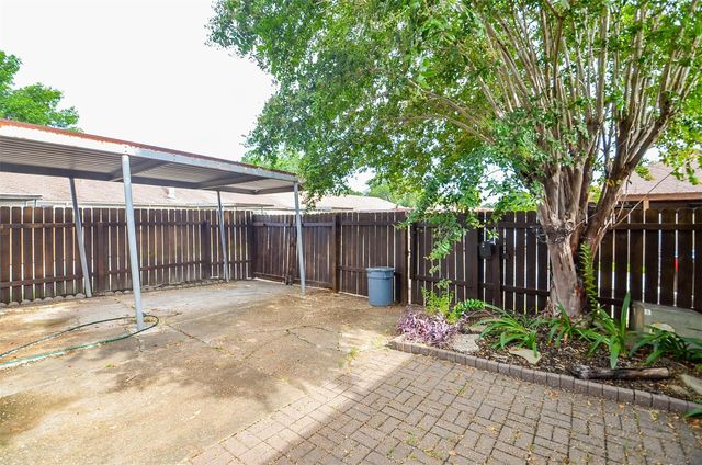 7323 Cook Road, Houston, TX 77072