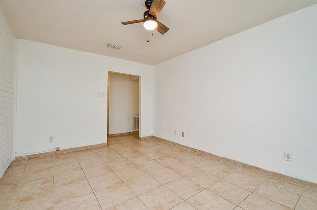 7323 Cook Road, Houston, TX 77072