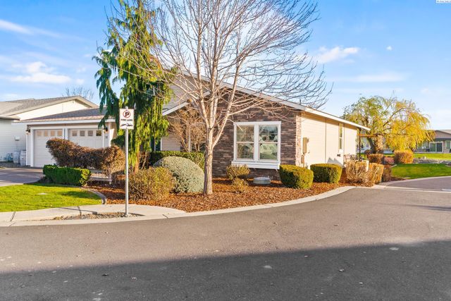 705 Kachess Lane, Zillah, WA 98953