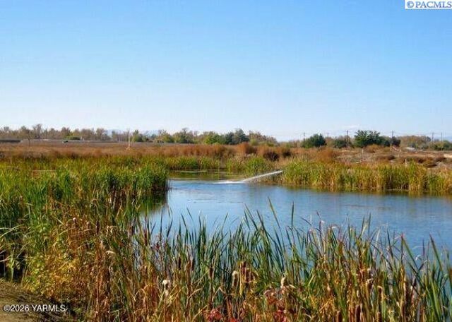 705 Kachess Lane, Zillah, WA 98953