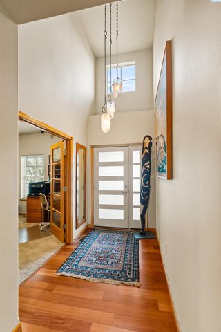 705 Kachess Lane, Zillah, WA 98953