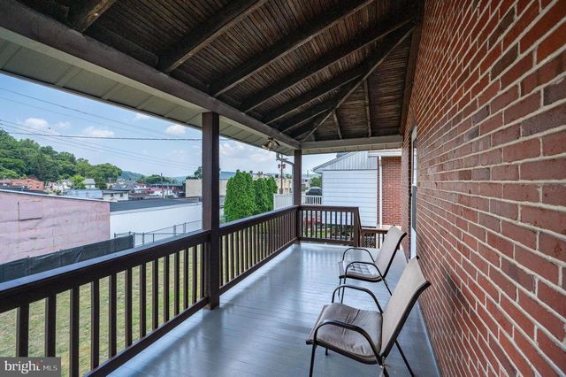 2217 FAIRVIEW AVE, Reading, PA 19606
