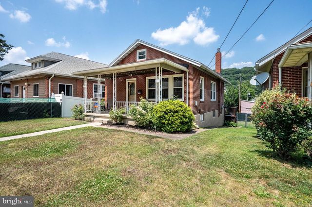 2217 FAIRVIEW AVE, Reading, PA 19606